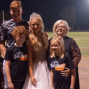 Meet your Posher, Sandra